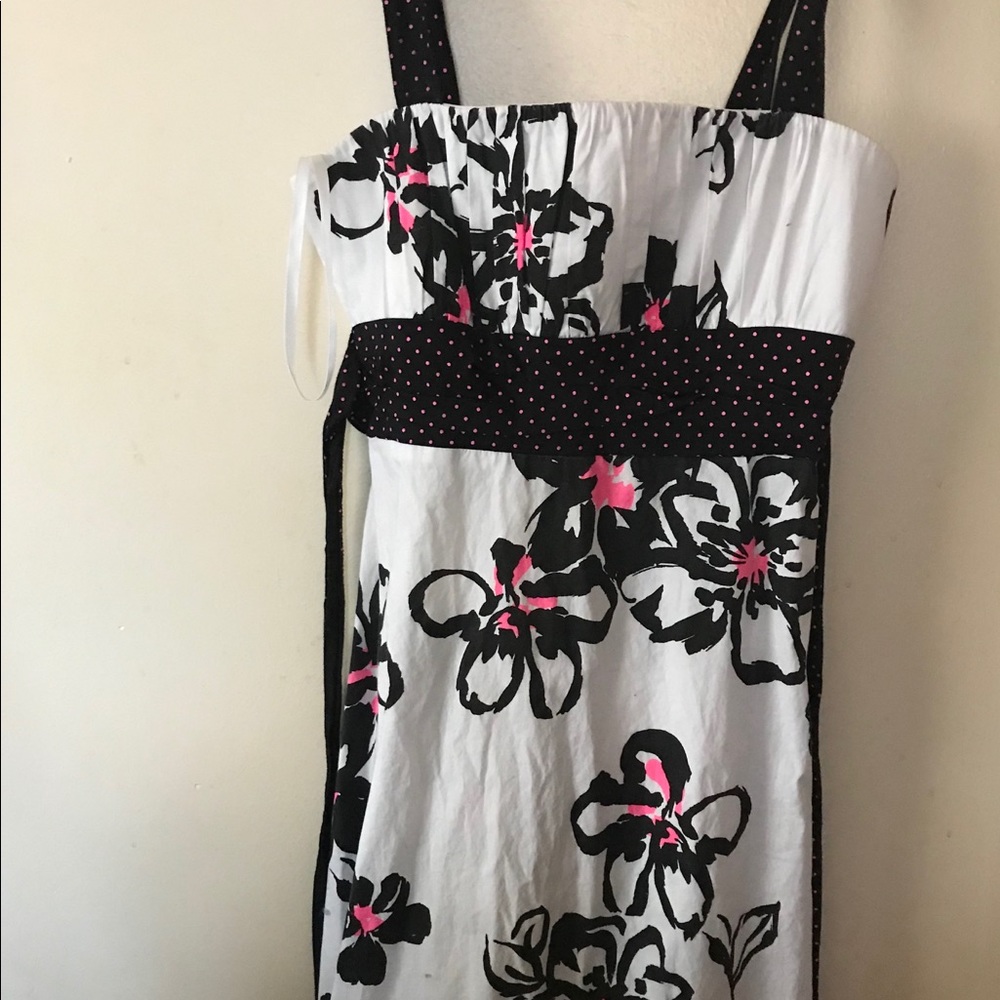 Taboo Dress  ties in back